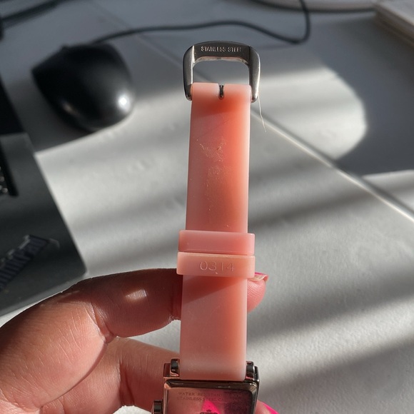 Juicy Couture Rubber Wristband Watch - Picture 8 of 9